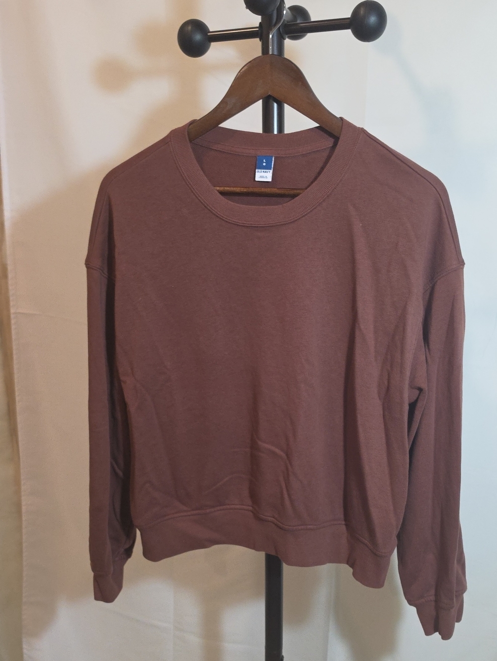 Old Navy Women's Crewneck Sweatshirt in Mauve Brown